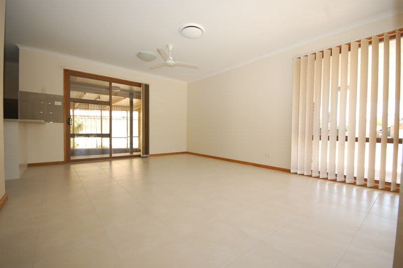 34 Hoad Street, GRIFFITH NSW 2680, Griffith - Thumbnail 4