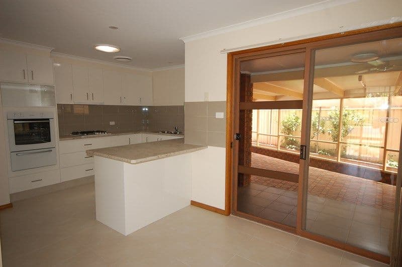 34 Hoad Street, GRIFFITH NSW 2680, Griffith - Thumbnail 7