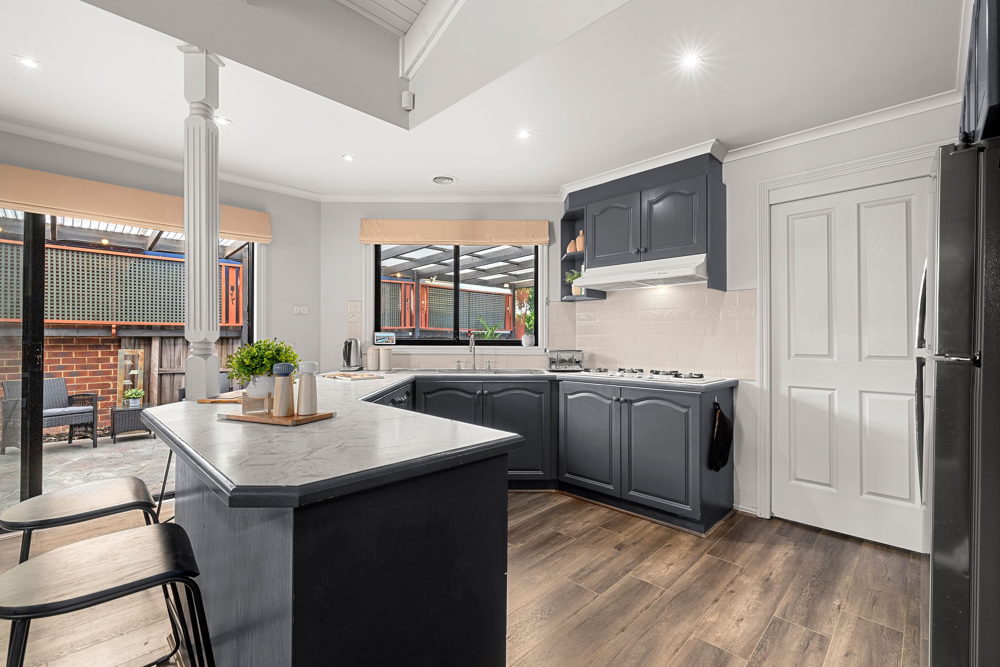 5 Carbon Crescent, Mill Park VIC 3082, Mill Park - Thumbnail 3