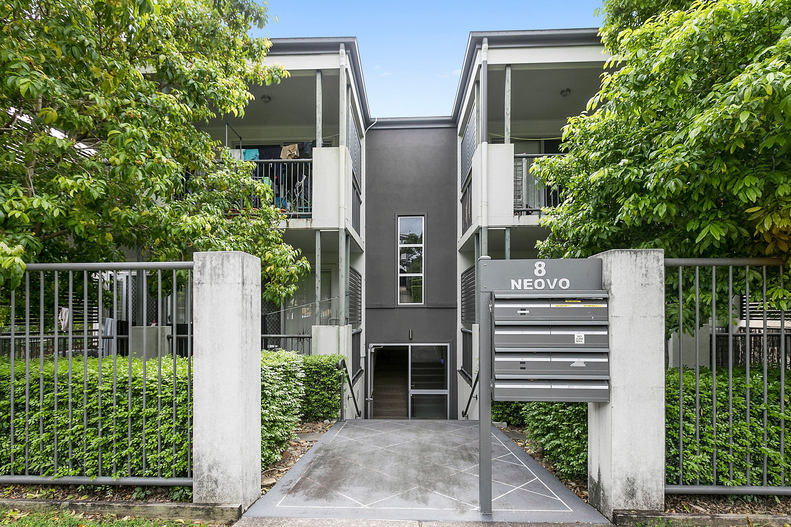 8 Dudley Street, Annerley QLD 4103, Annerley - Image 1
