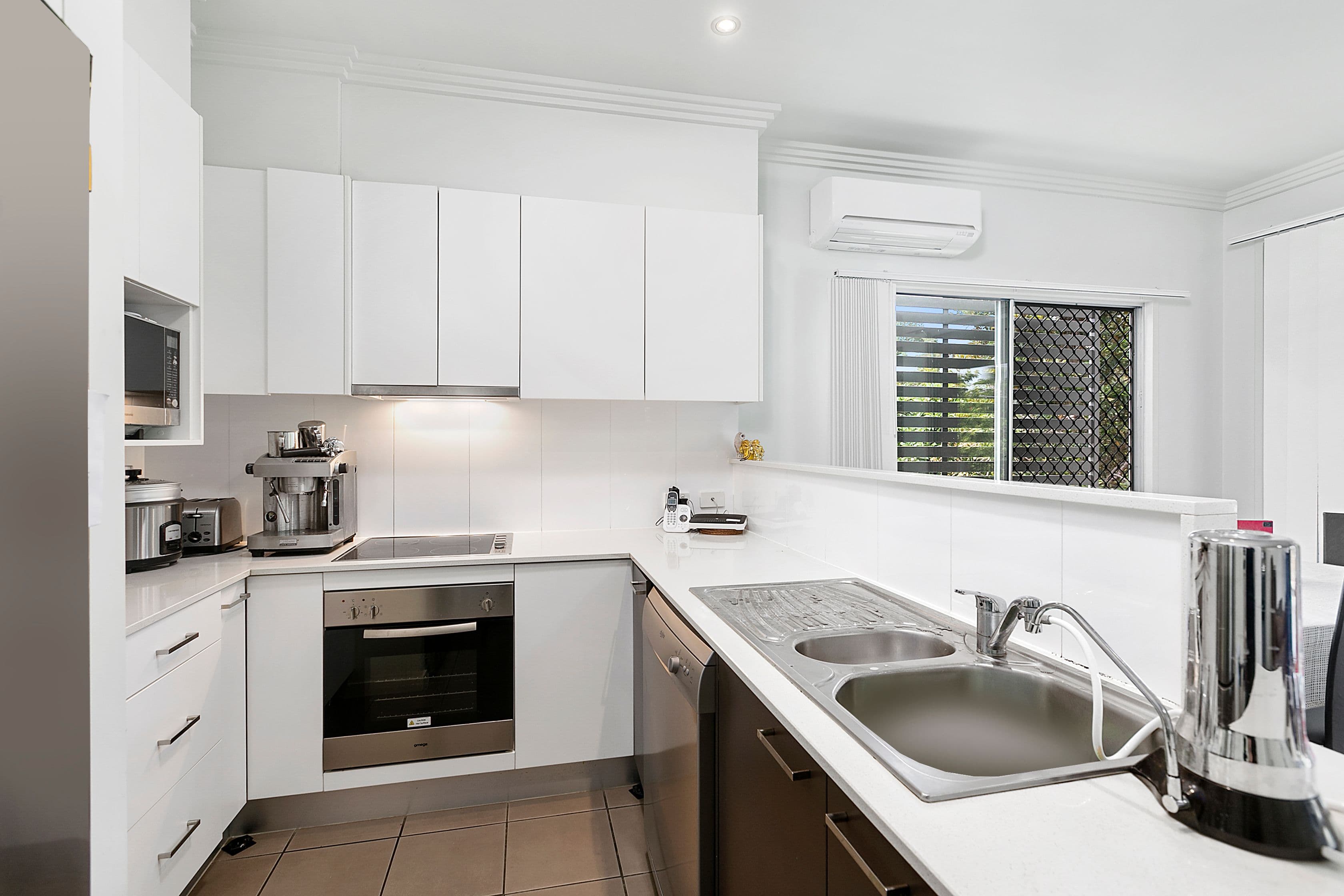 8 Dudley Street, Annerley QLD 4103, Annerley - Thumbnail 3