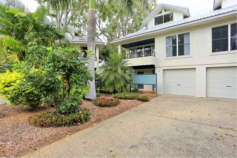 2 Sylvan Drive, Moore Park Beach QLD 4670, Moore Park Beach - Thumbnail 2