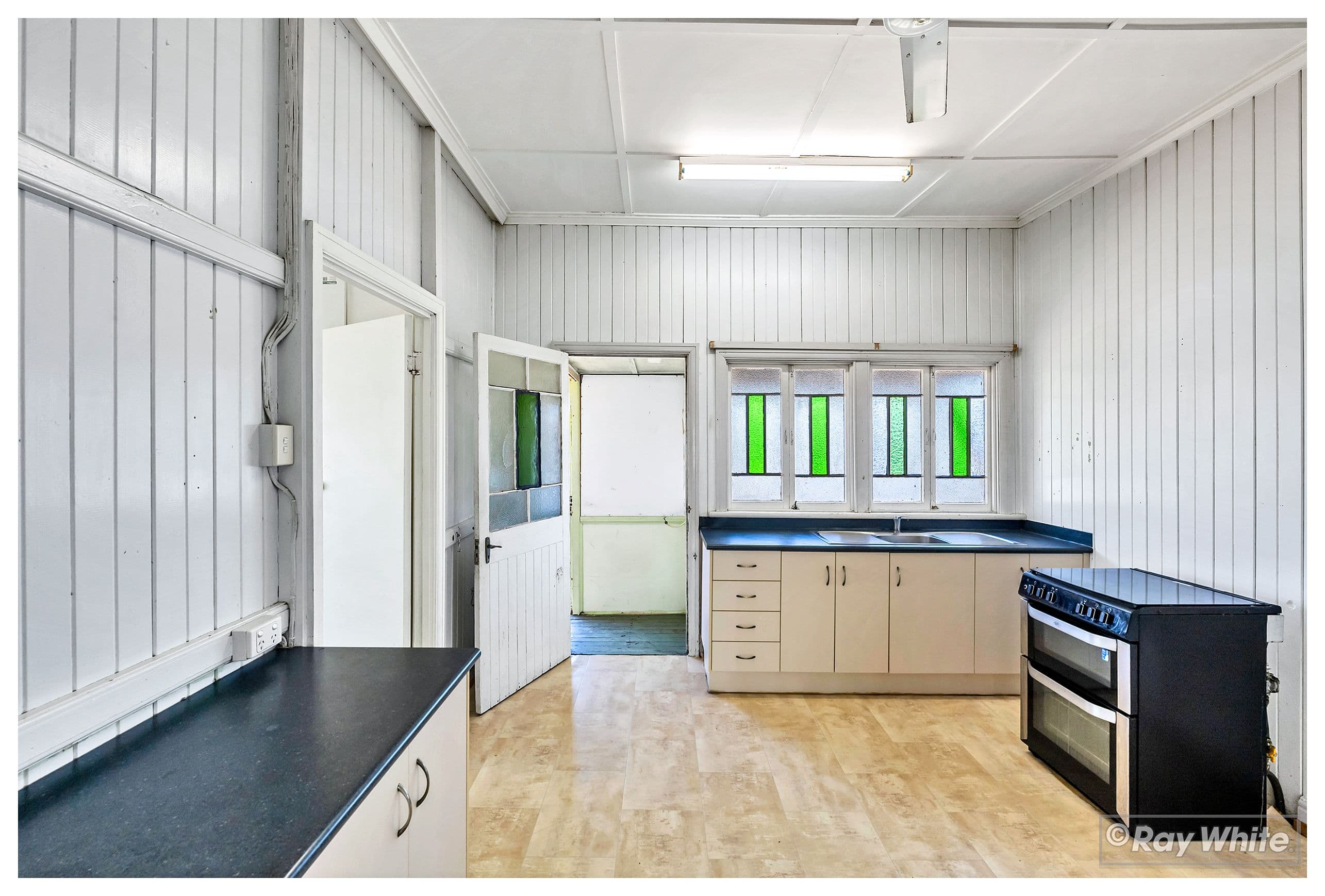 233 Ford Street, Berserker QLD 4701, Berserker - Thumbnail 7