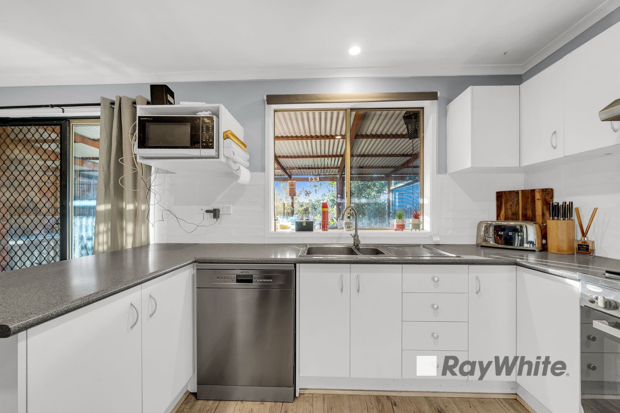 34 Terrapin Drive, Narre Warren South VIC 3805, Narre Warren South - Thumbnail 3