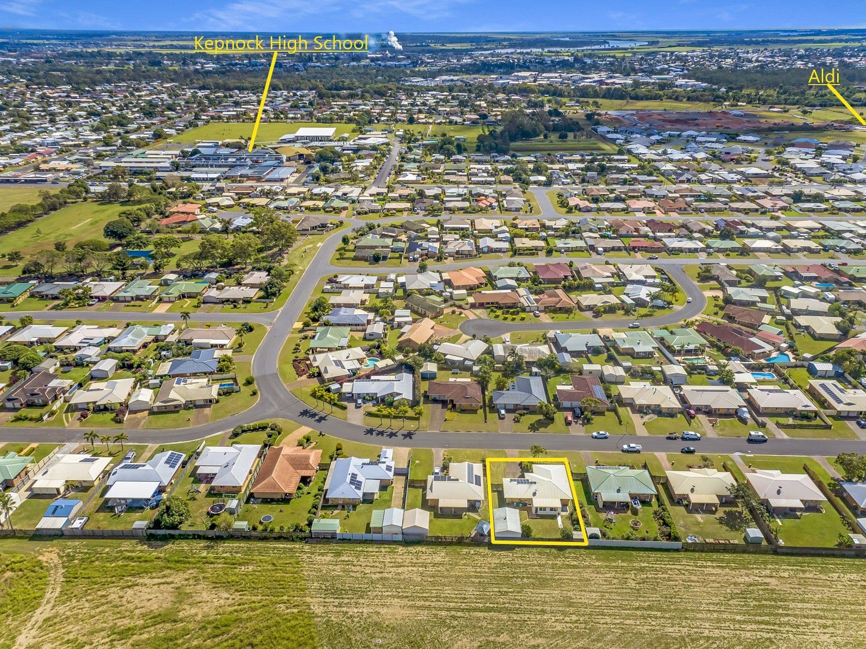 73 Clive Crescent, Kepnock QLD 4670, Kepnock - Thumbnail 2