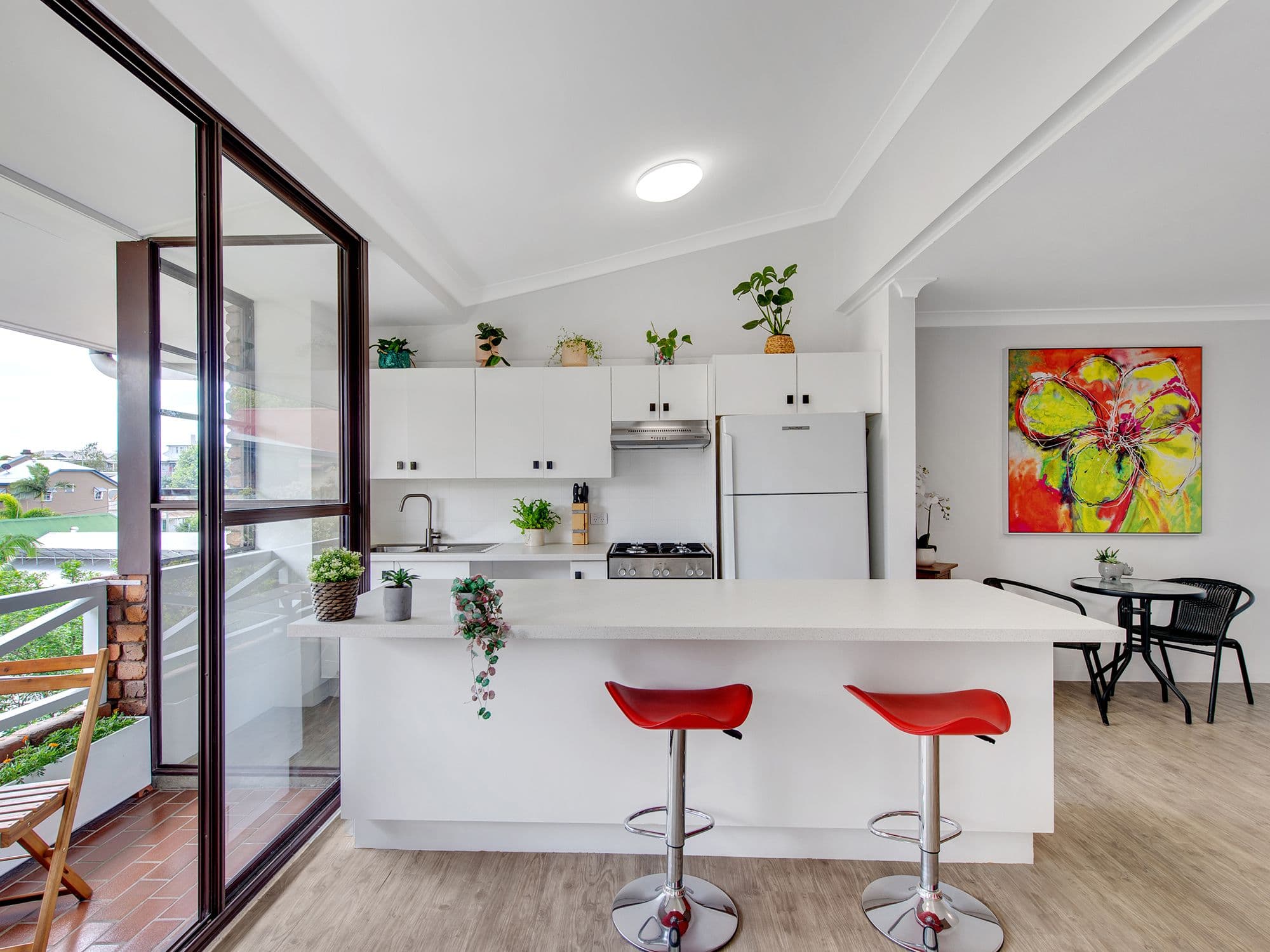 37 Phillips Street, Spring Hill QLD 4000, Spring Hill - Thumbnail 2