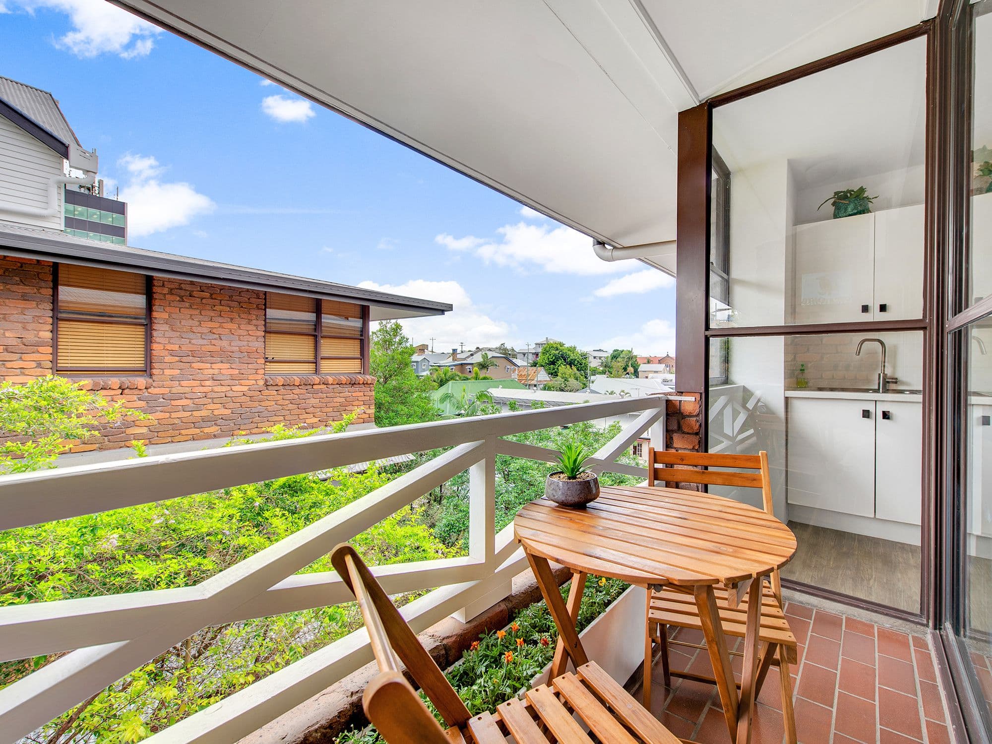 37 Phillips Street, Spring Hill QLD 4000, Spring Hill - Thumbnail 3