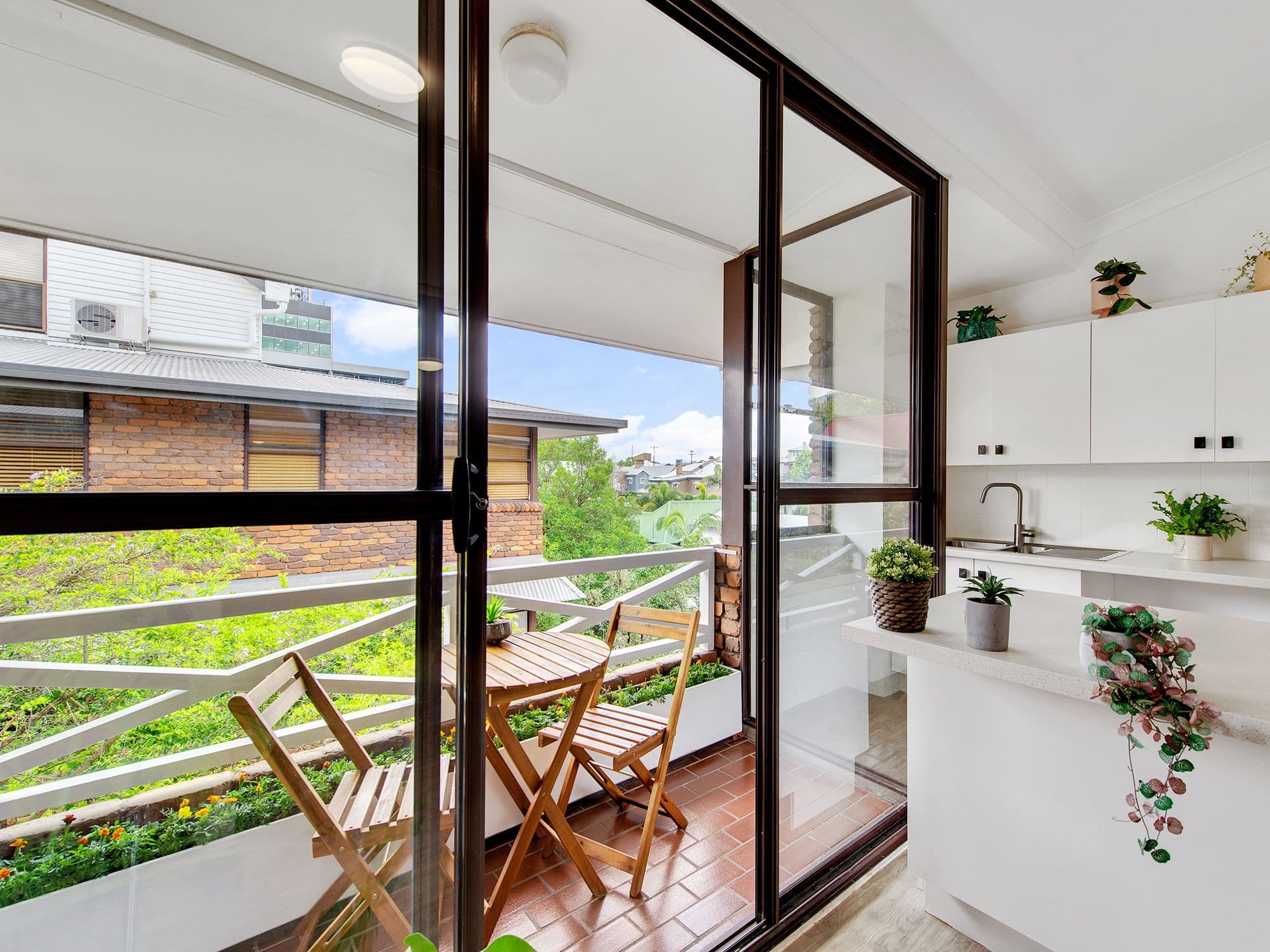 37 Phillips Street, Spring Hill QLD 4000, Spring Hill - Thumbnail 4