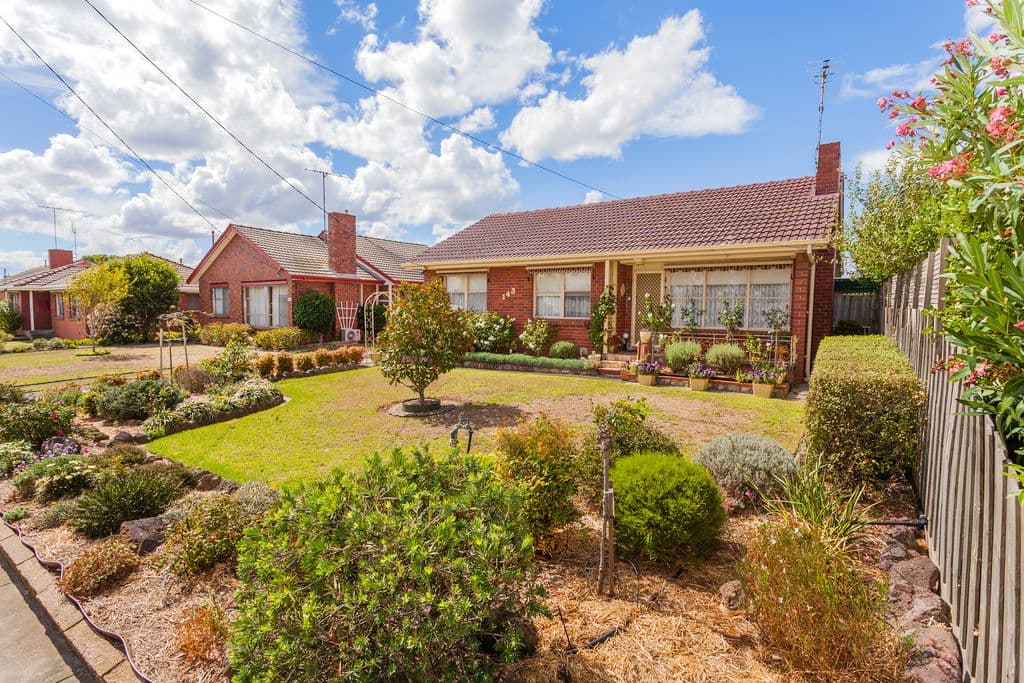 143 St Albans Road, EAST GEELONG VIC 3219, East Geelong - Image 1