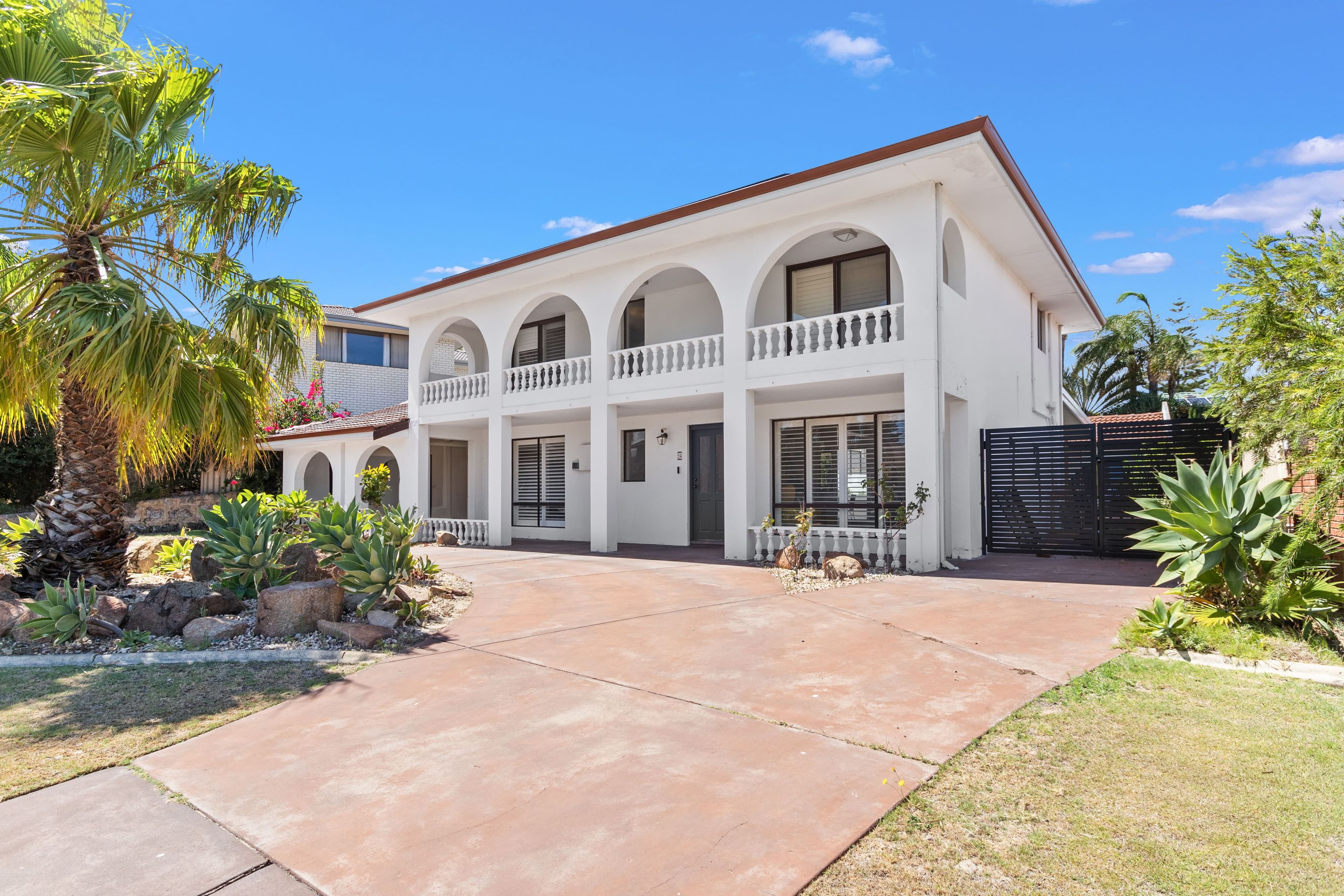 94 Castlecrag Drive, Kallaroo WA 6025, Kallaroo - Image 1