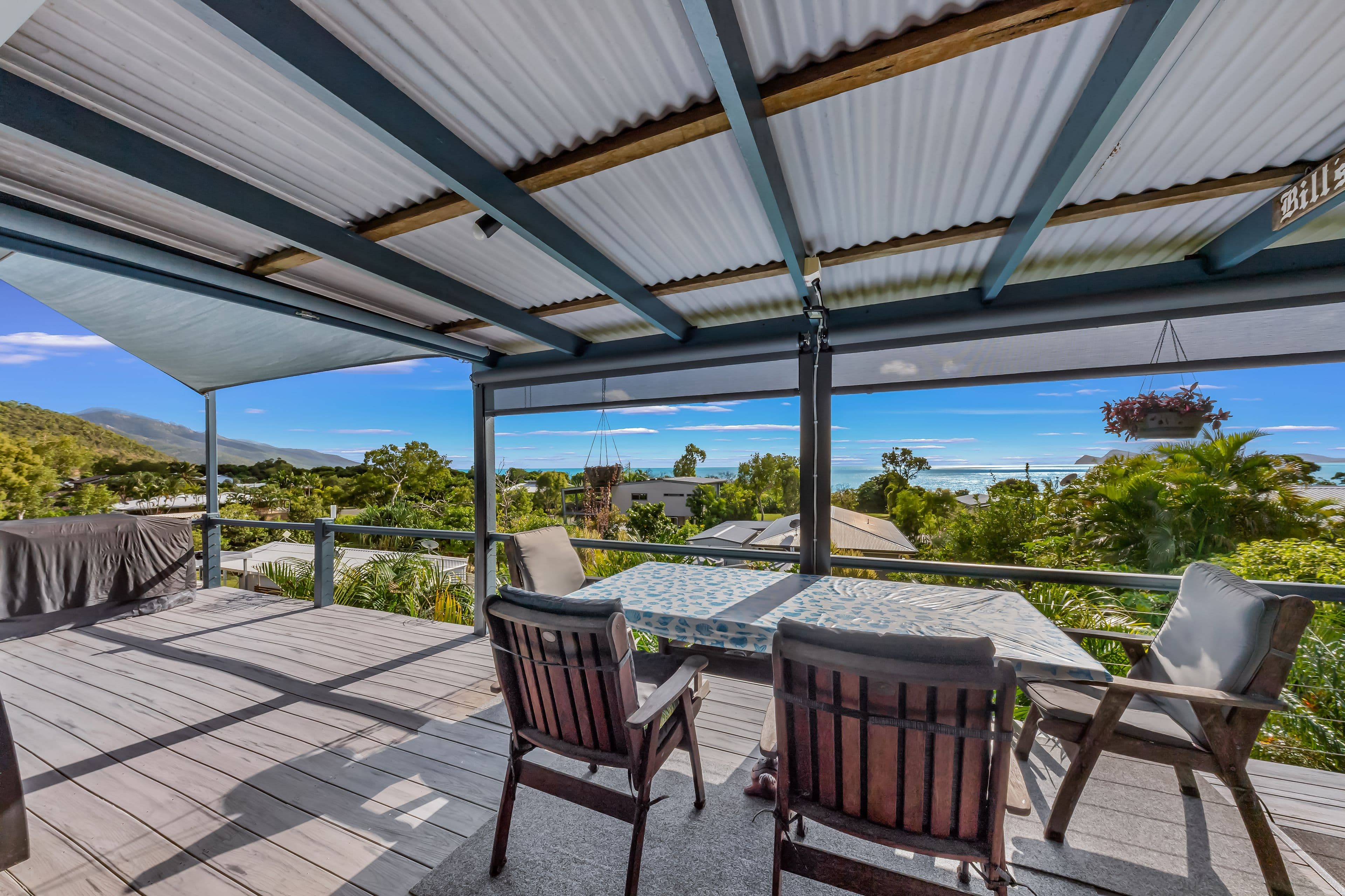 11 Roseric Crescent, Hideaway Bay QLD 4800, Hideaway Bay - Thumbnail 2