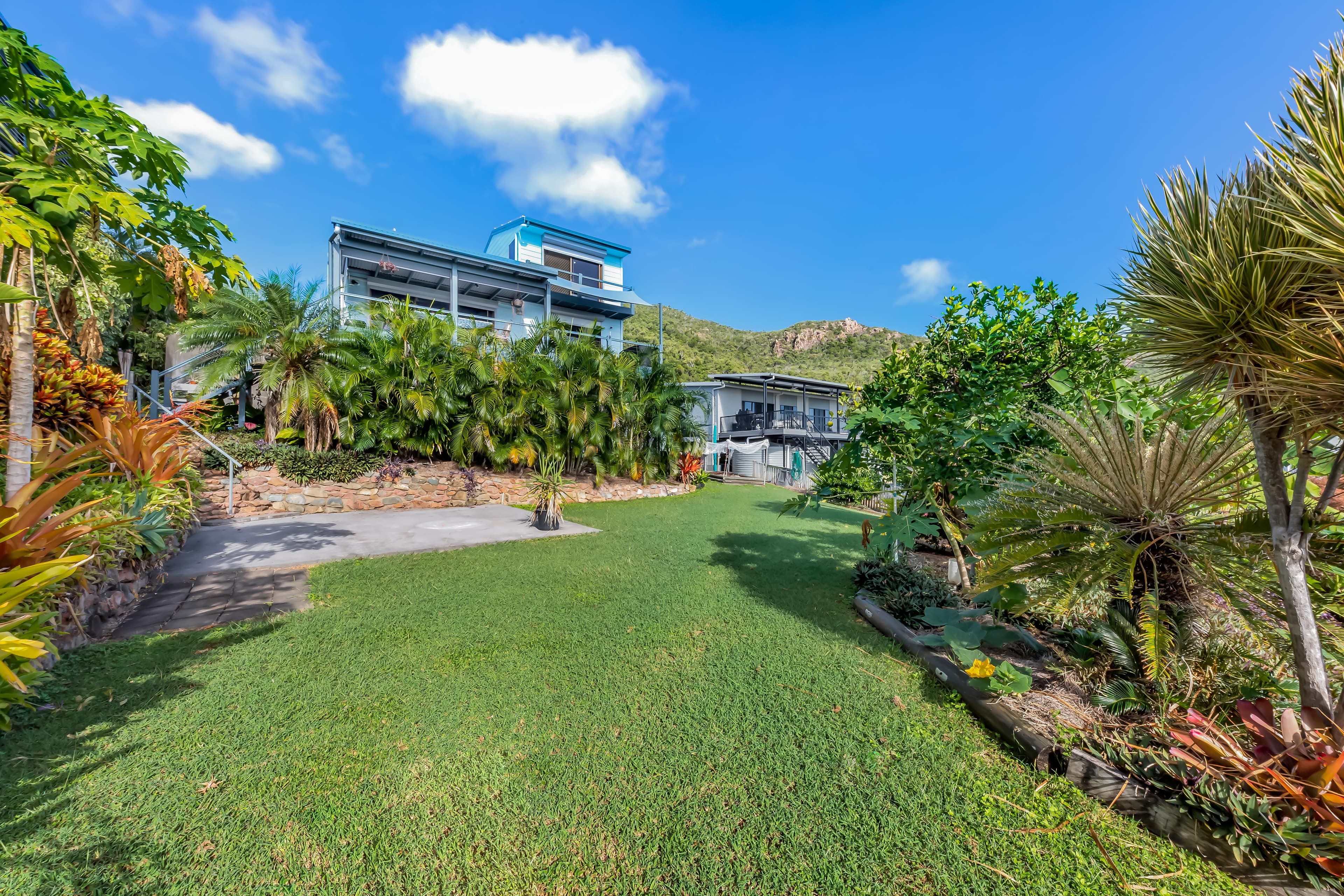 11 Roseric Crescent, Hideaway Bay QLD 4800, Hideaway Bay - Thumbnail 4