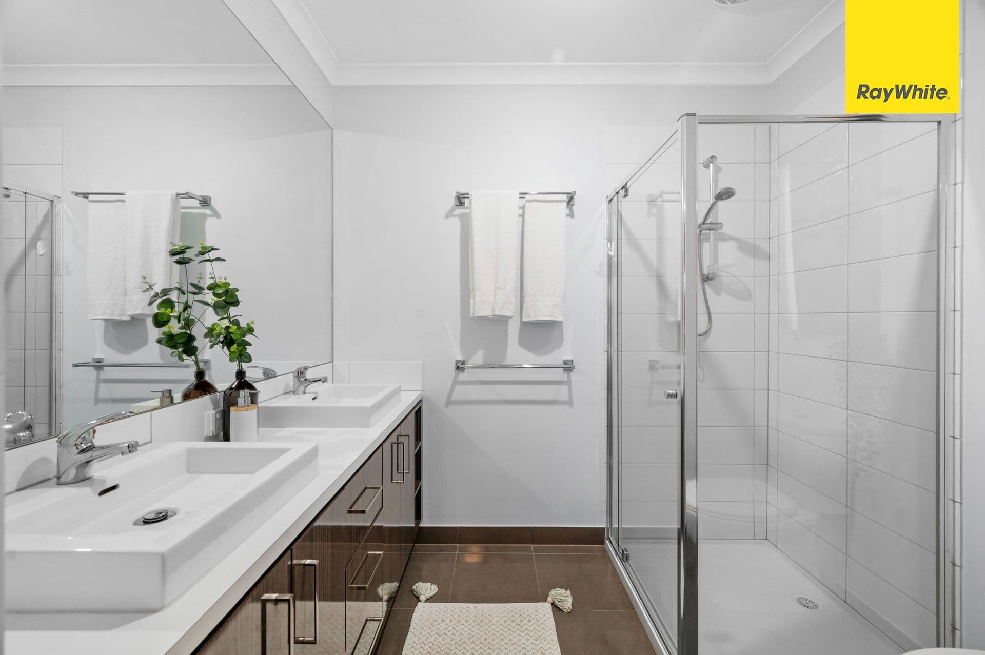 8 Bandon Road, WEIR VIEWS VIC 3338, Weir Views - Thumbnail 4