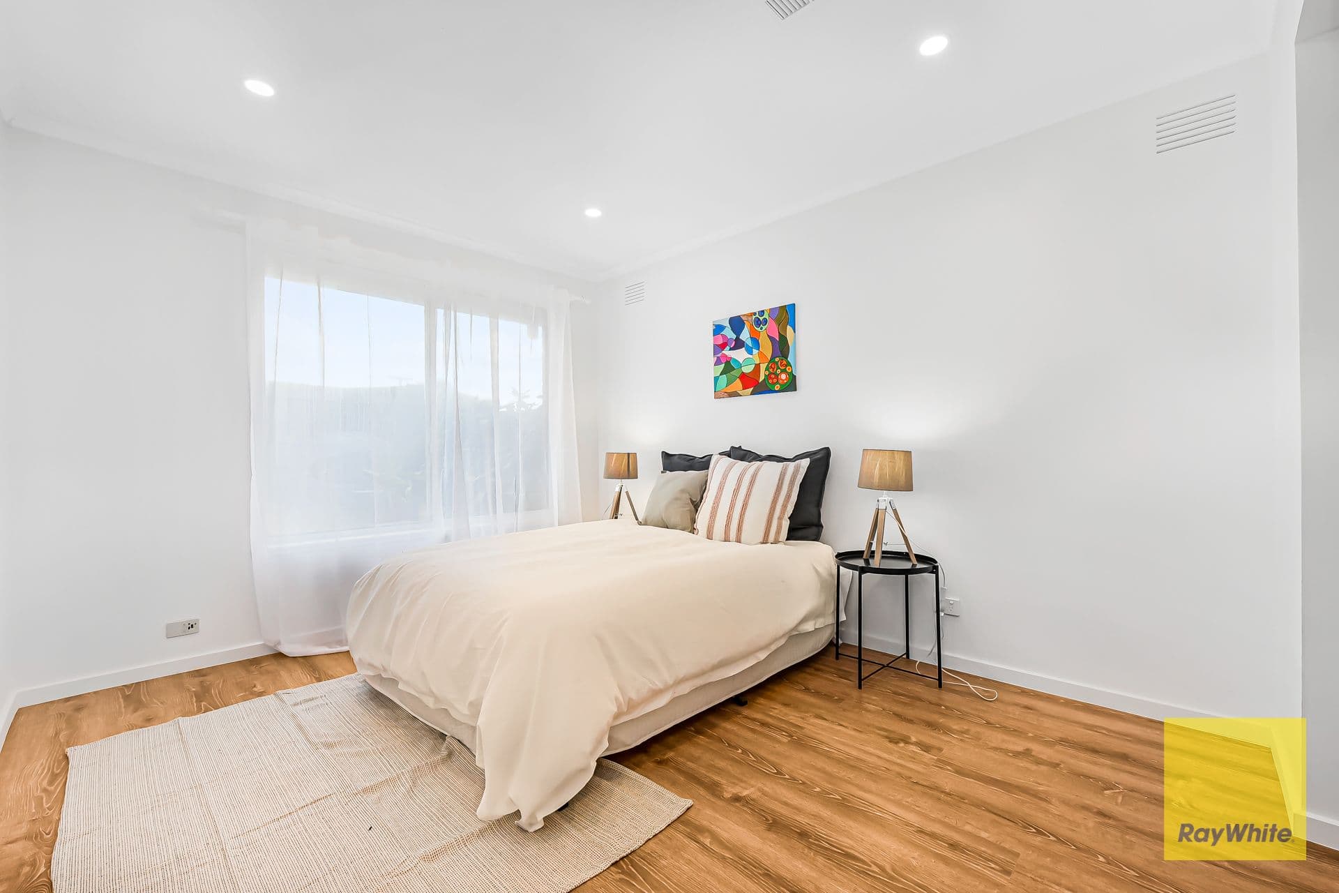31 Dunstall Gardens, Caroline Springs - Thumbnail 5