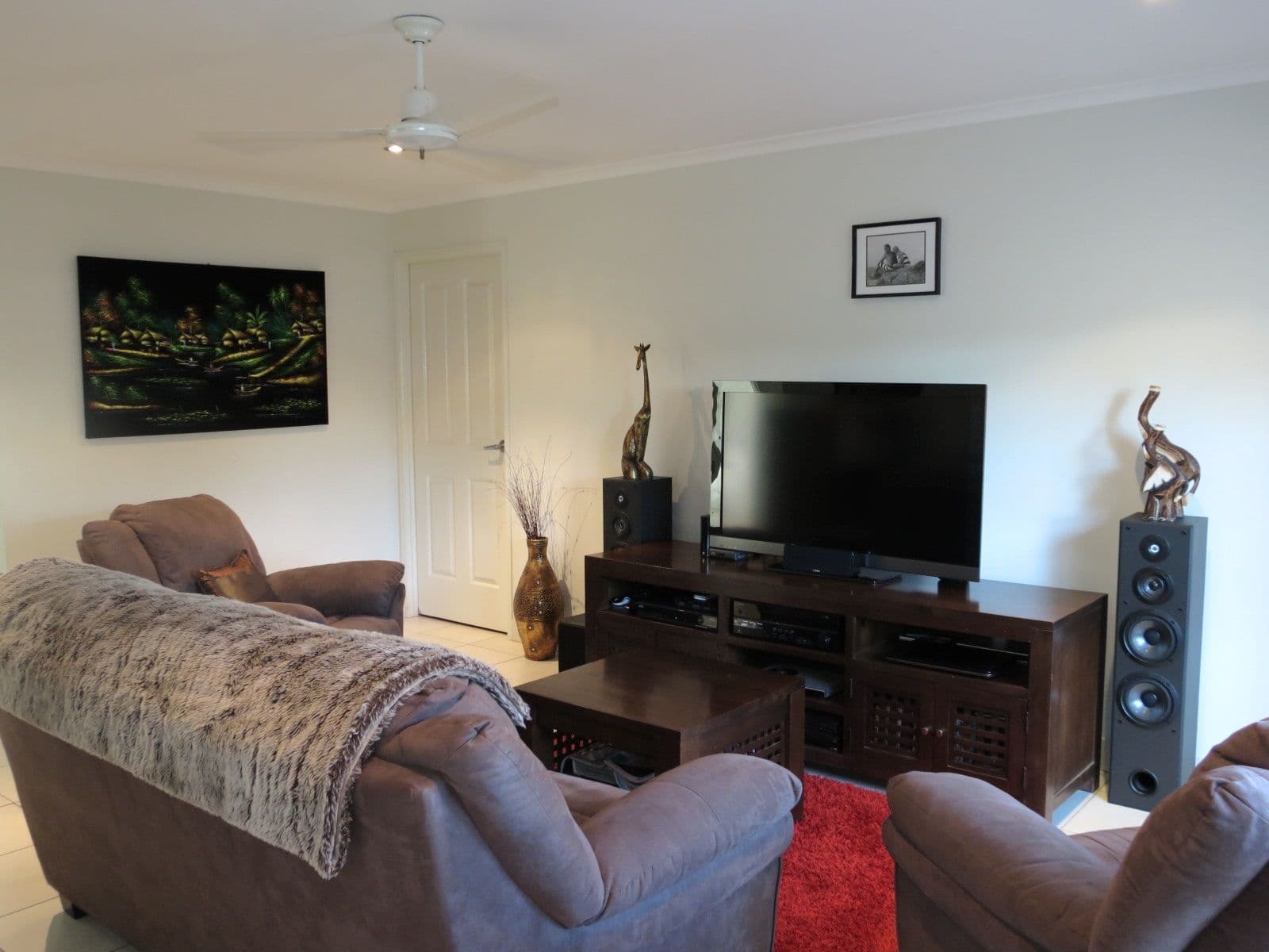 66 Long Street, Emerald QLD 4720, Emerald - Thumbnail 4