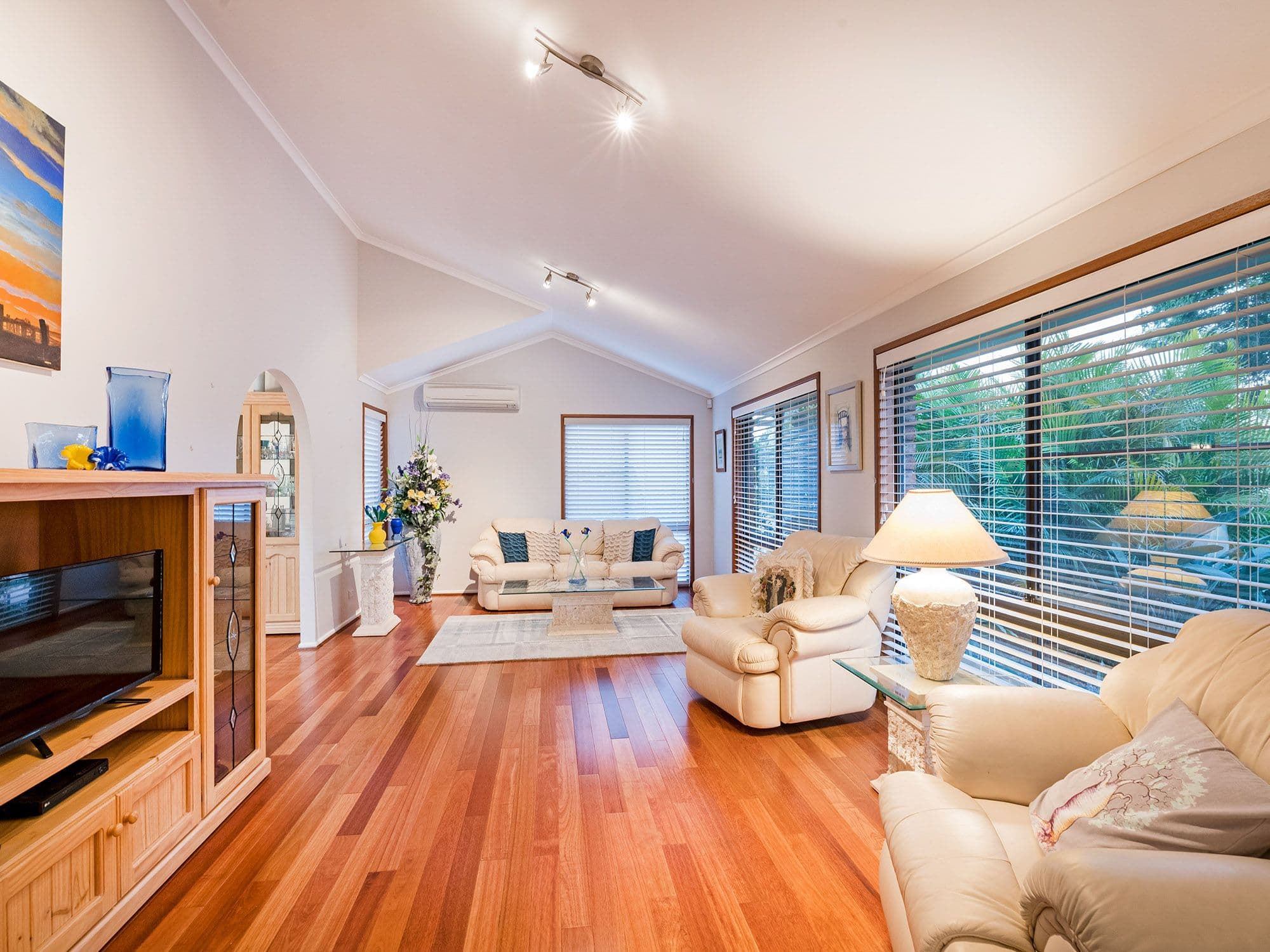 52 Alphitonia Crescent, Sunnybank Hills QLD 4109, Sunnybank Hills - Thumbnail 3