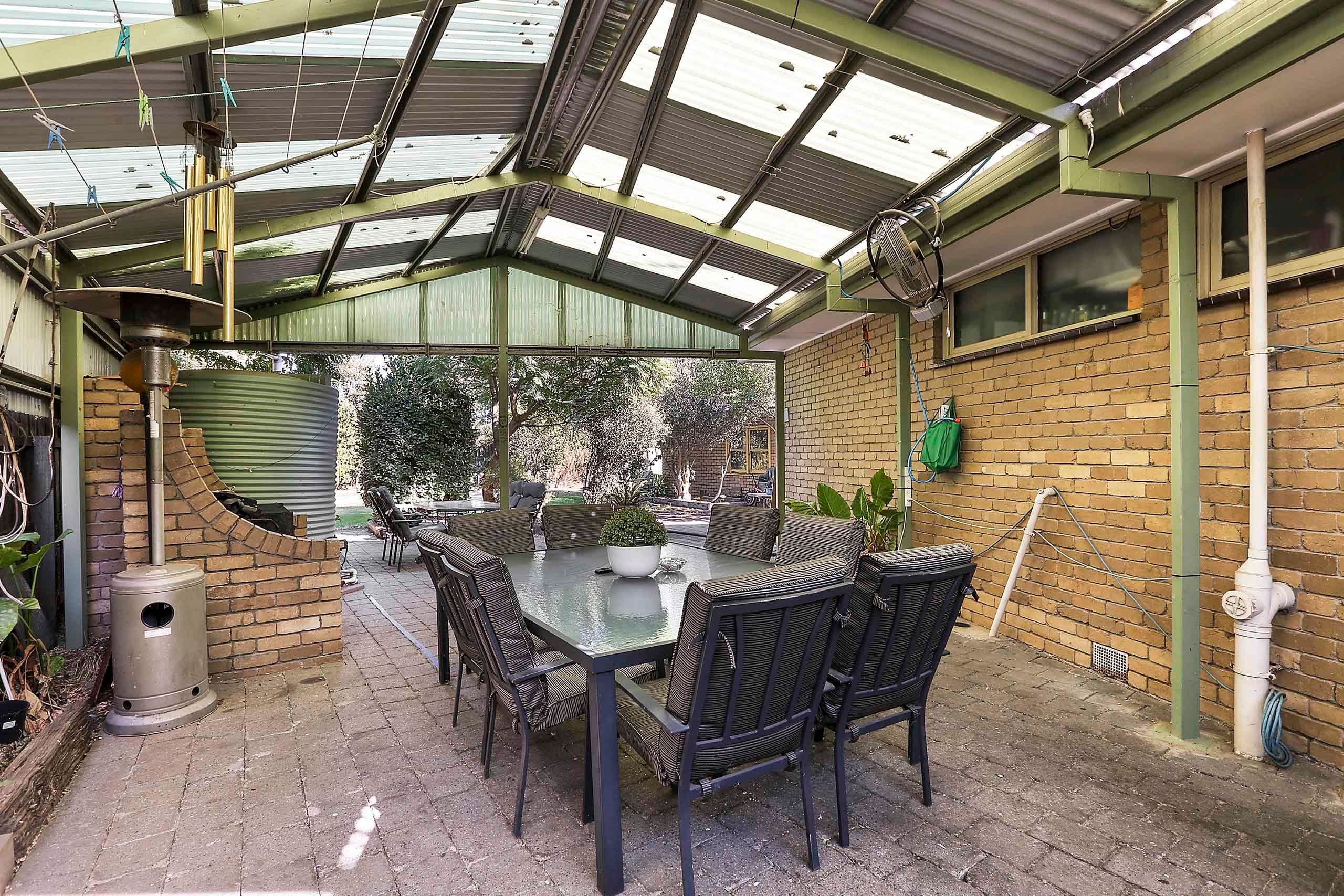 17 Rodbrough Crescent, Corio VIC 3214, Corio - Thumbnail 6
