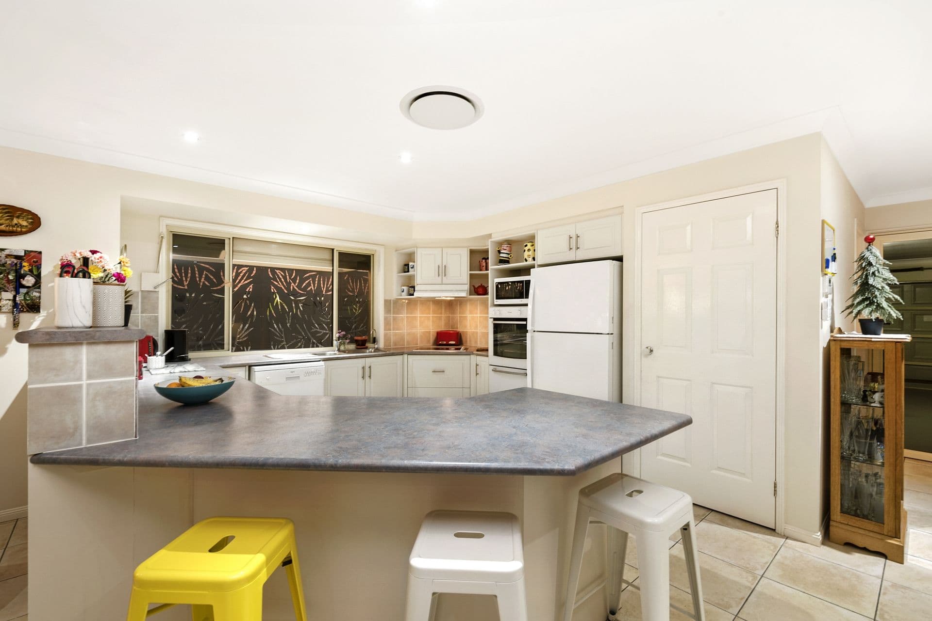 12 Bundaberg Street, Deception Bay QLD 4508, Deception Bay - Thumbnail 4