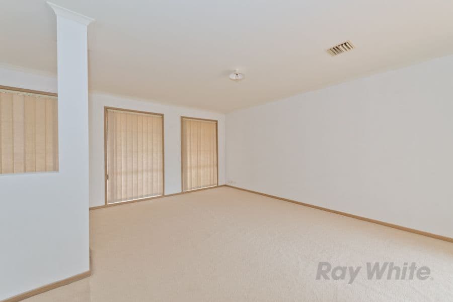 7 Hungerford Drive, Brookfield VIC 3338, Brookfield - Thumbnail 3