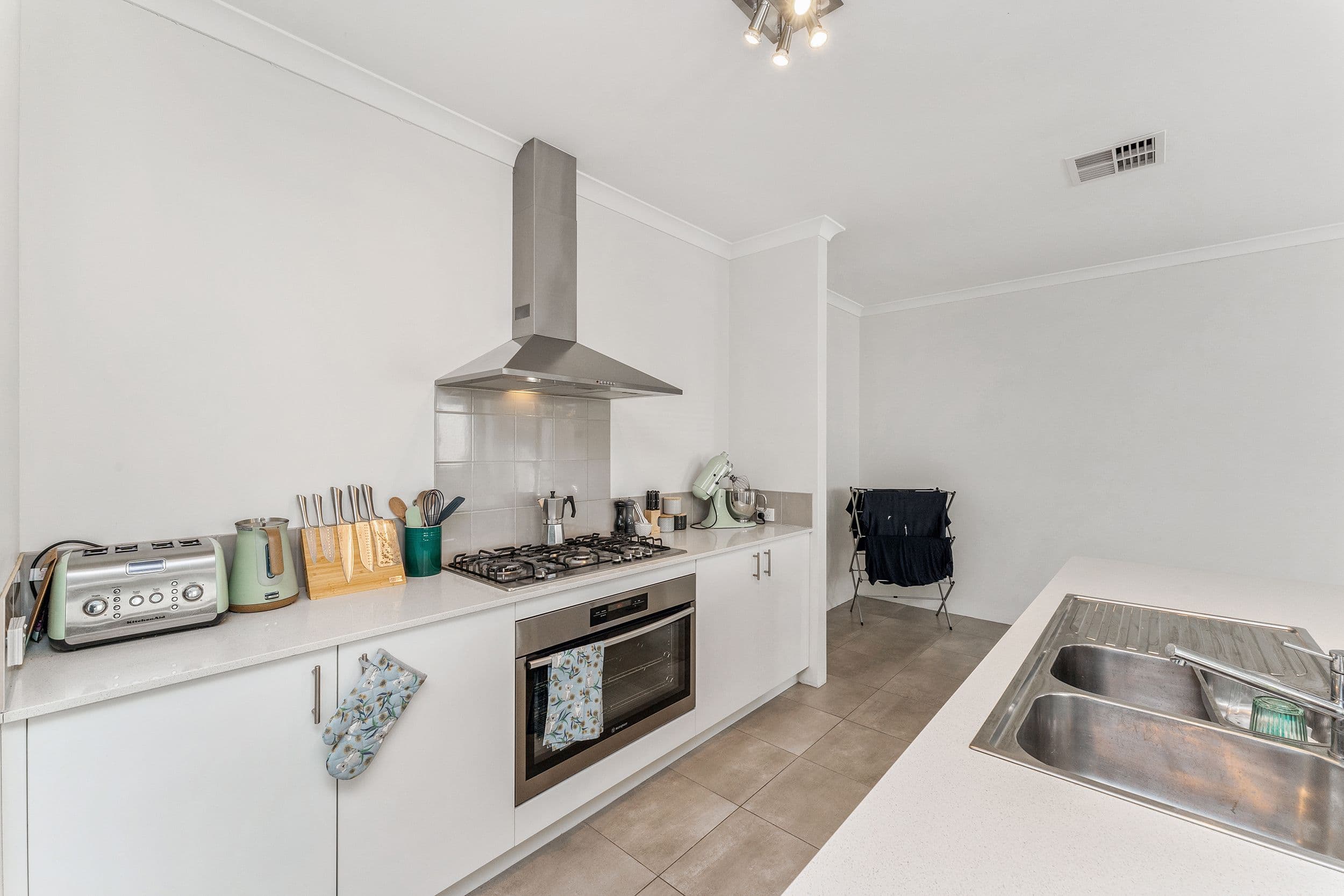35 Wollomai Road, Baldivis WA 6171, Baldivis - Thumbnail 3