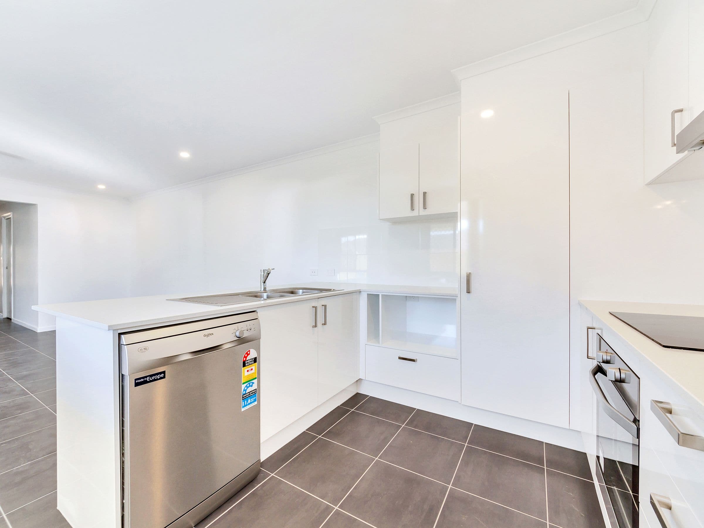 26 Hilary Street, Morayfield QLD 4506, Morayfield - Thumbnail 3