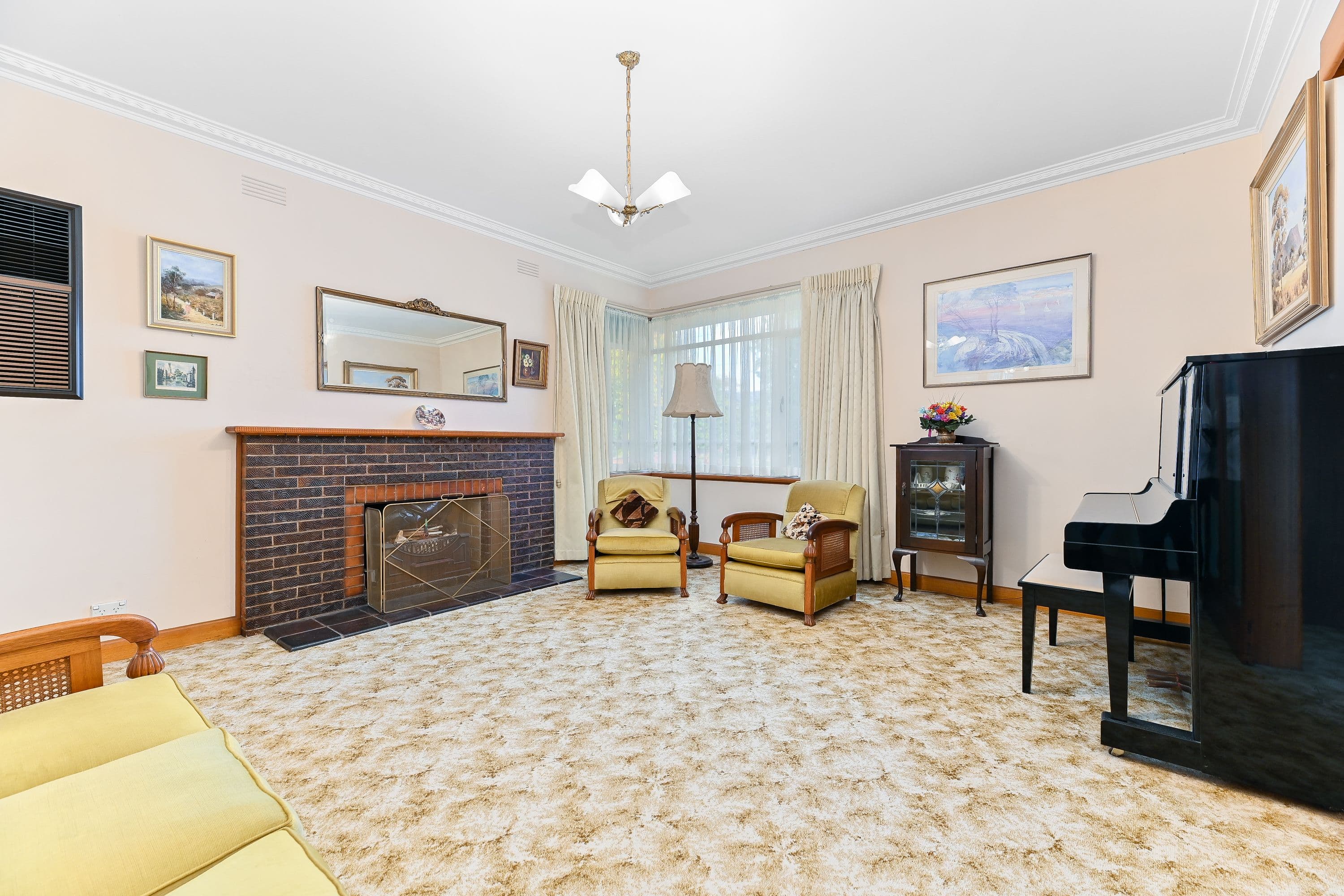 17 Winbourne Road, Mount Waverley VIC 3149, Mount Waverley - Thumbnail 5