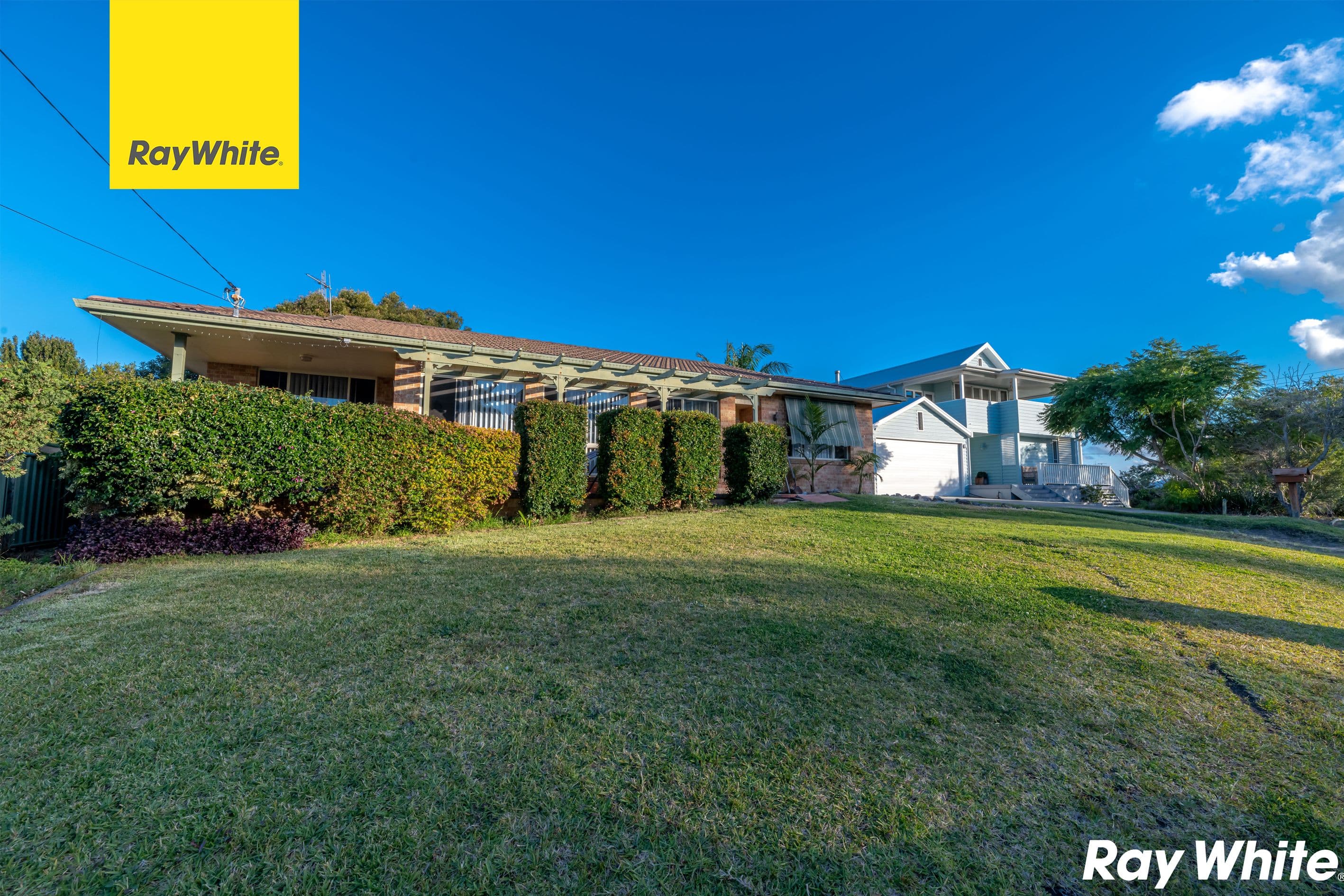4 Frazer Avenue, Green Point NSW 2428, Green Point - Image 1