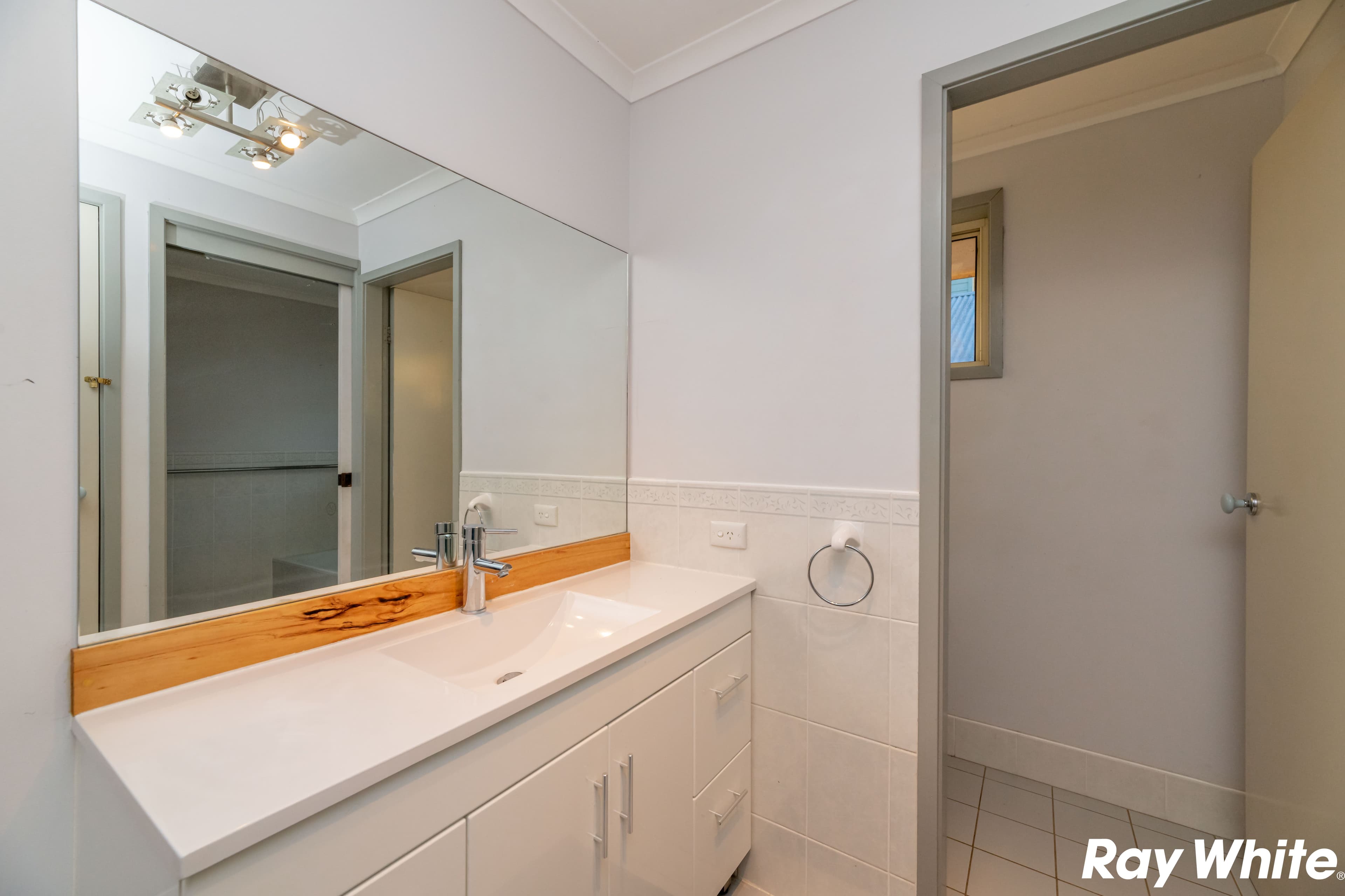 4 Frazer Avenue, Green Point NSW 2428, Green Point - Thumbnail 7