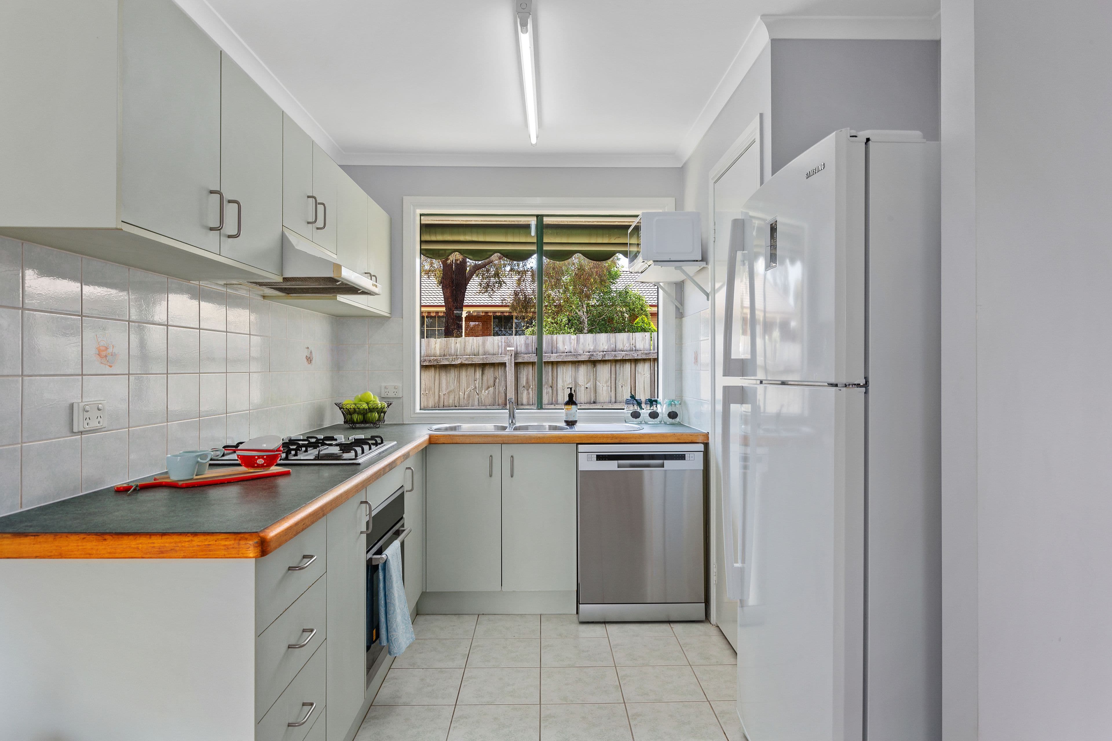 6 Chapman Street, Carrum Downs VIC 3201, Carrum Downs - Thumbnail 2