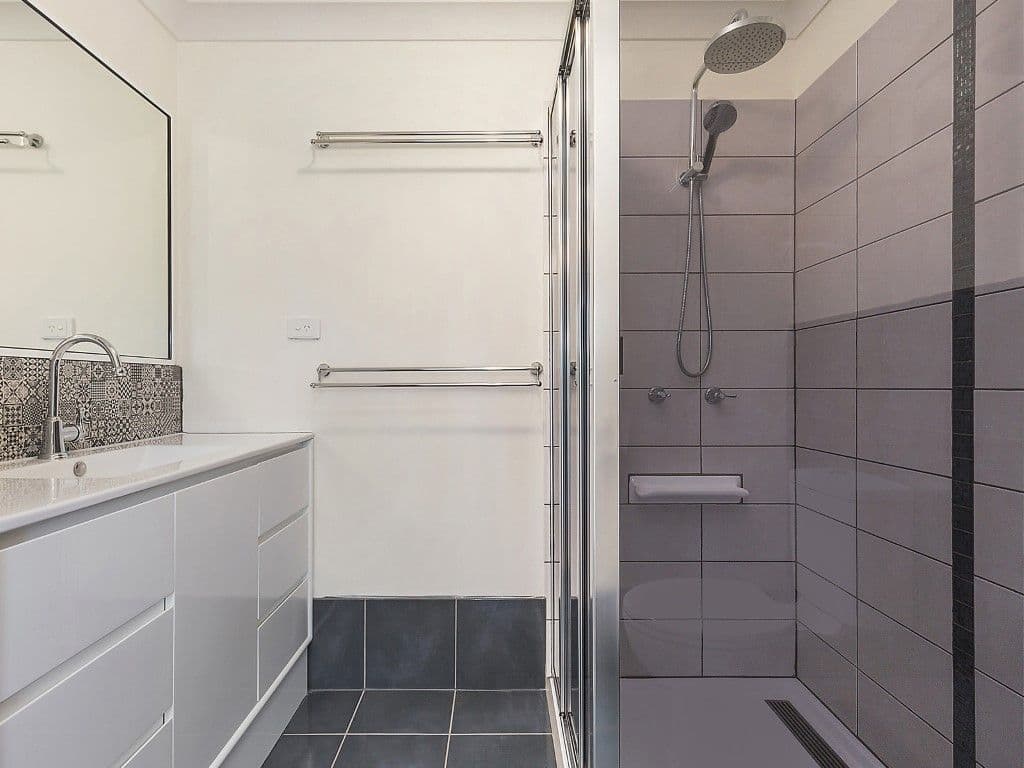 6 Moss Court, Frenchville QLD 4701, Frenchville - Thumbnail 5