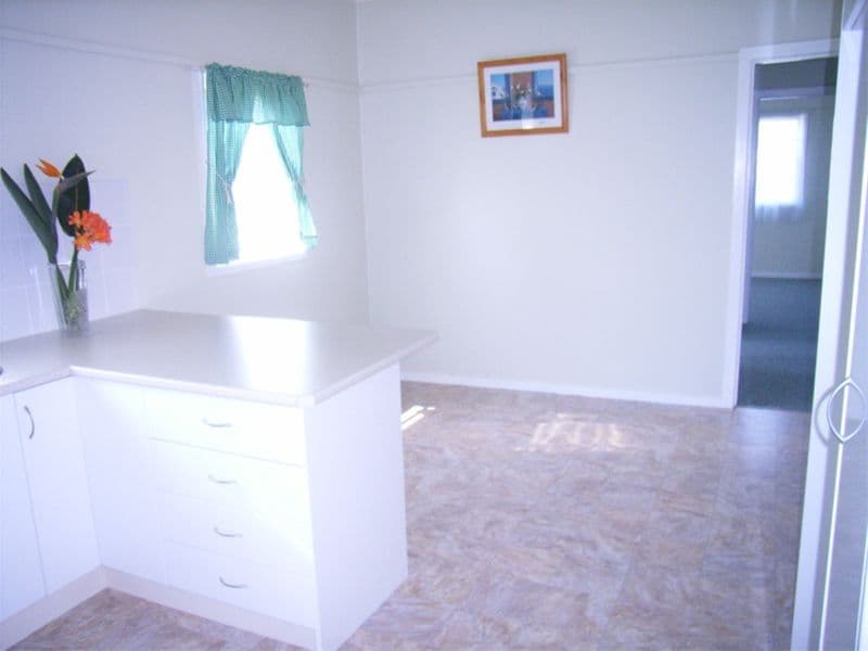 37 Lake Street, WINDALE NSW 2306, Windale - Thumbnail 3