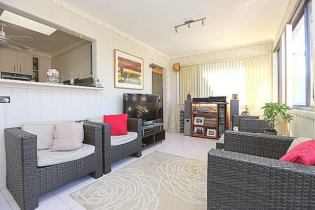 66 Denman Road, Georges Hall NSW 2198, Georges Hall - Thumbnail 5
