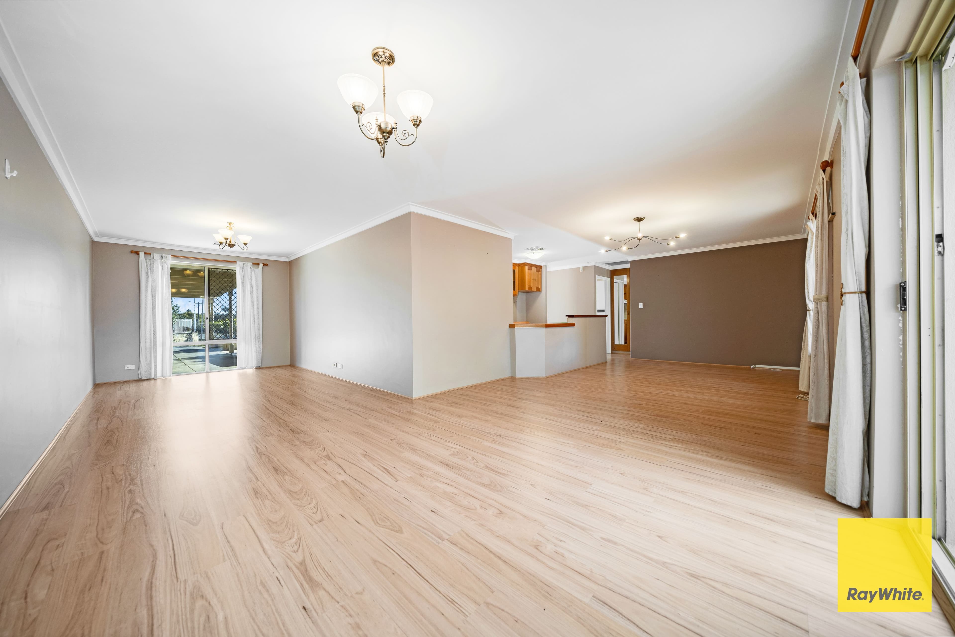 1 Nealie Close, Mirrabooka WA 6061, Mirrabooka - Thumbnail 5