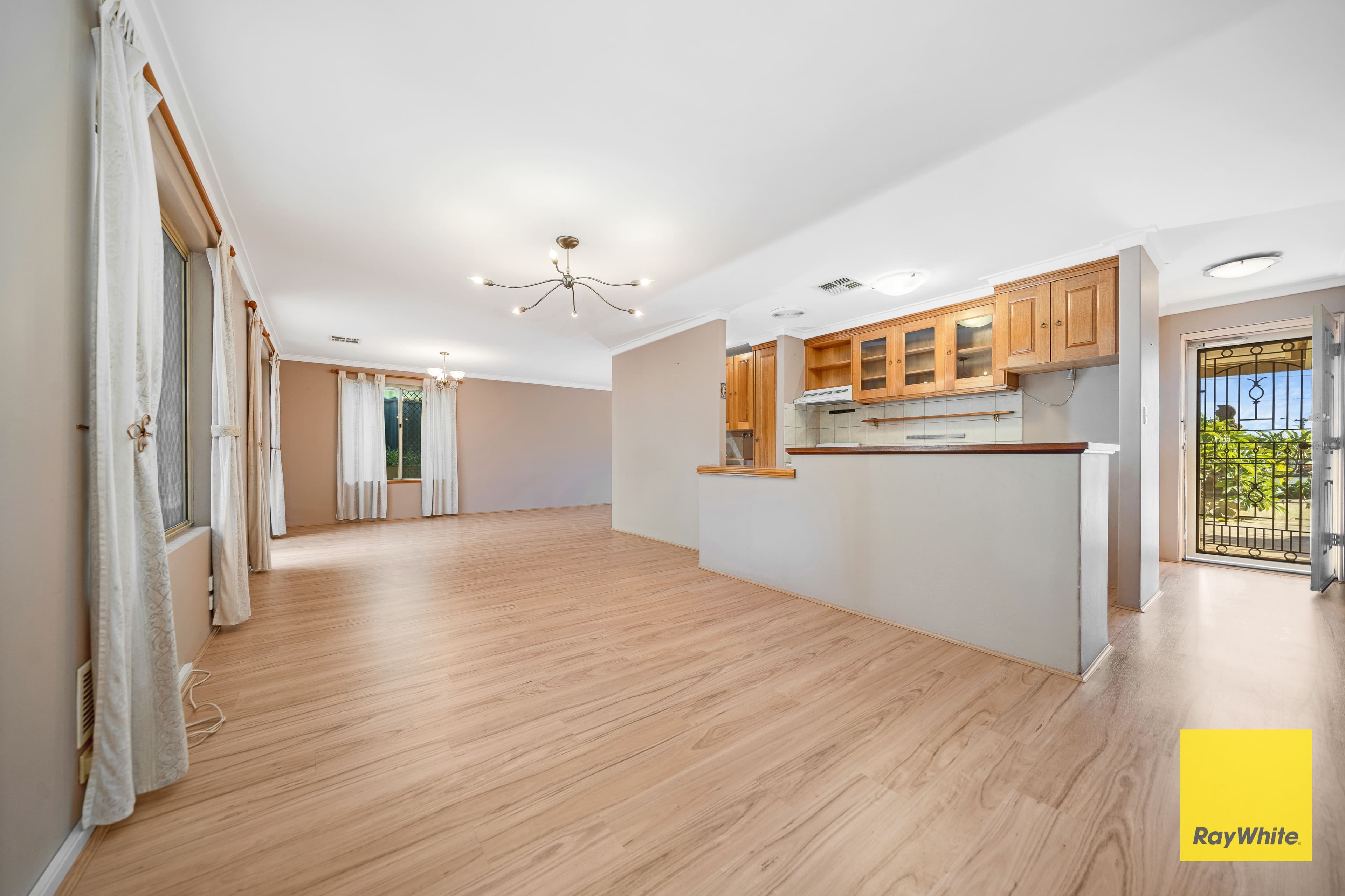 1 Nealie Close, Mirrabooka WA 6061, Mirrabooka - Thumbnail 7