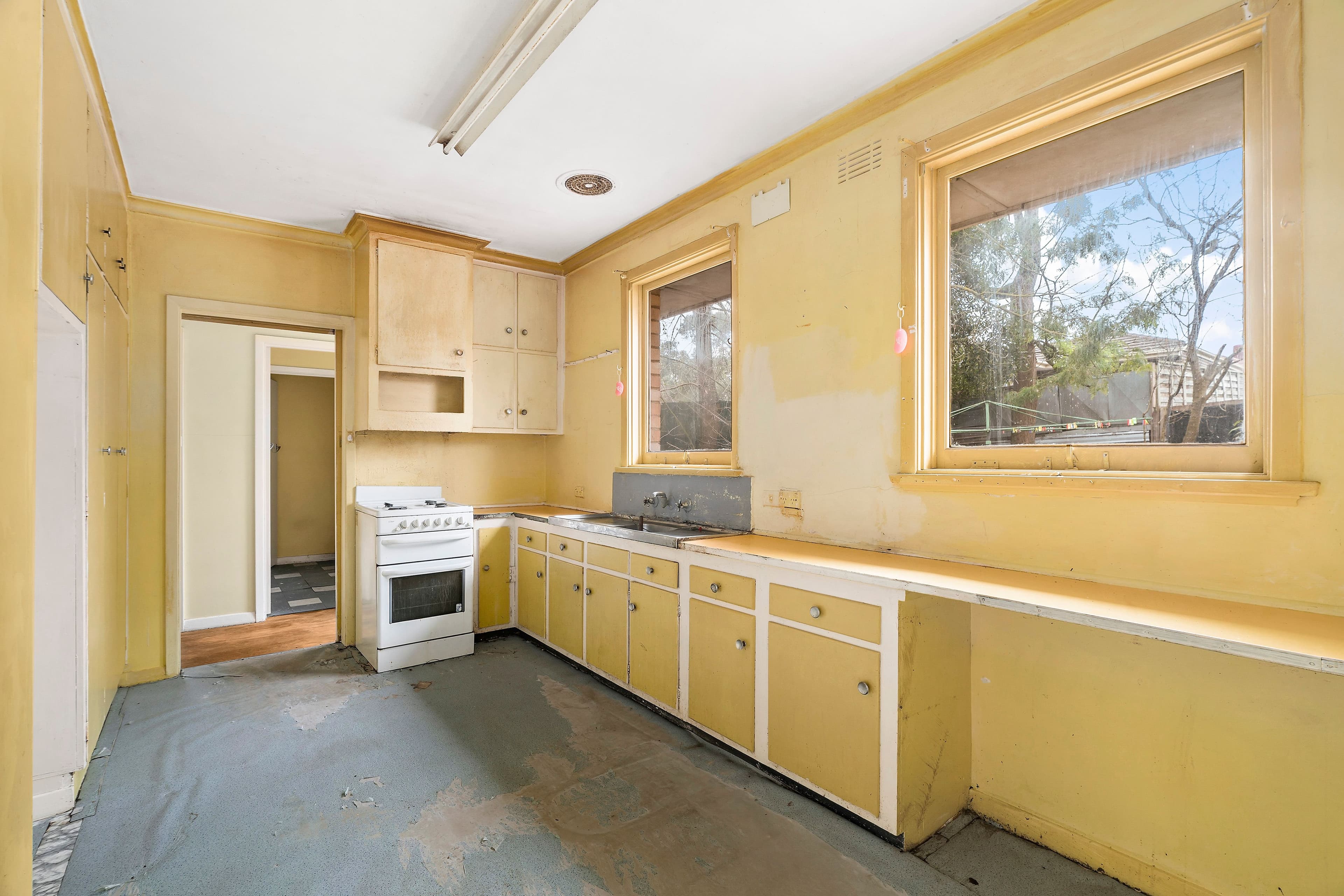 4 Stamford Road, Oakleigh VIC 3166, Oakleigh - Thumbnail 3