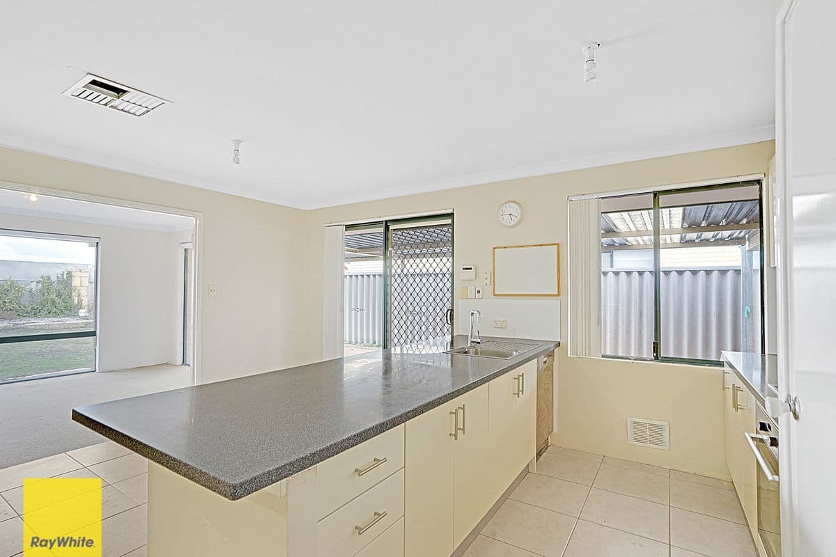 37 Albatross Loop, Bennett Springs WA 6063, Bennett Springs - Thumbnail 5