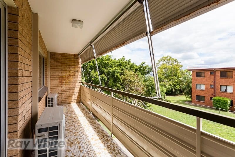 64 Kirkland Avenue, COORPAROO QLD 4151, Coorparoo - Thumbnail 2