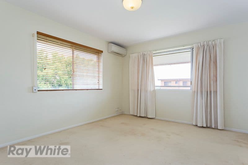 64 Kirkland Avenue, COORPAROO QLD 4151, Coorparoo - Thumbnail 5