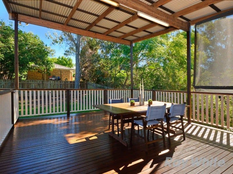35 Folkstone Avenue, ALBANY CREEK QLD 4035, Albany Creek - Thumbnail 2
