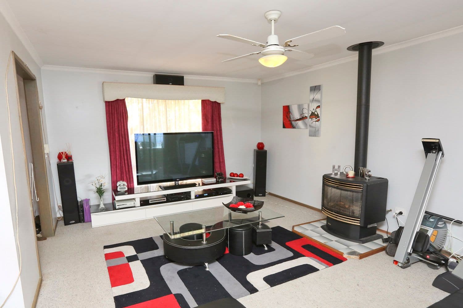 5 Etherington Drive, MILDURA VIC 3500, Mildura - Thumbnail 2
