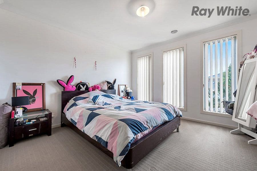 6 Burswood Circuit, Melton West VIC 3337, Melton West - Thumbnail 2