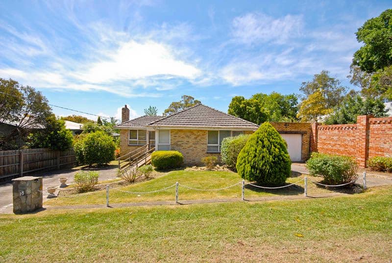 4 Lord Street, Brooklands, QLD, 4615, Brooklands - Image 1