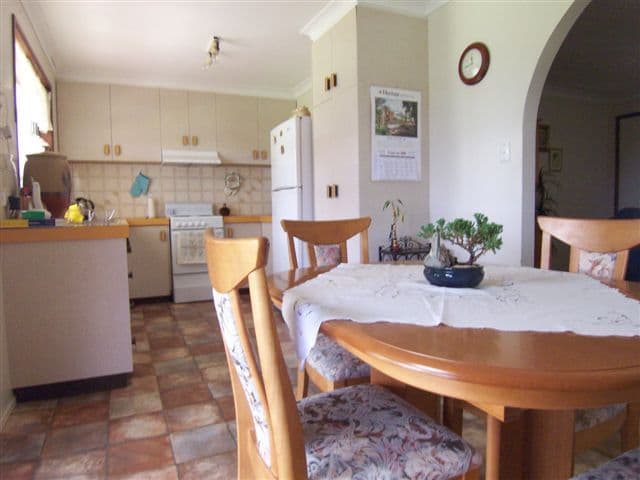 65  Arabian Street, HARRISTOWN QLD 4350, Harristown - Thumbnail 2