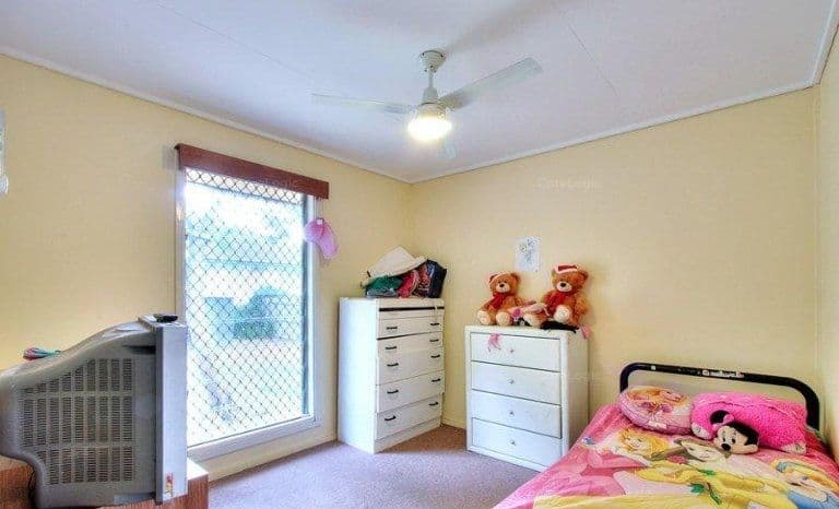 77 Ellen Street, Logan Central QLD 4114, Logan Central - Thumbnail 3