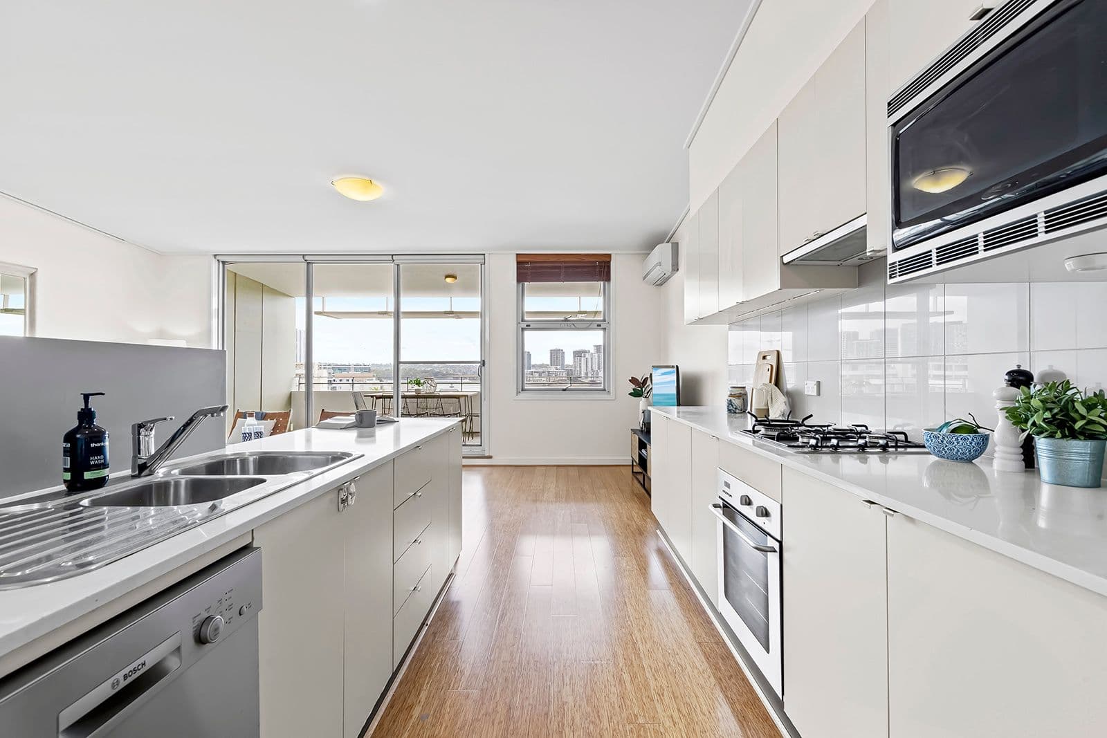 25 Bennelong Pkwy, Wentworth Point NSW 2127, Wentworth Point - Thumbnail 4