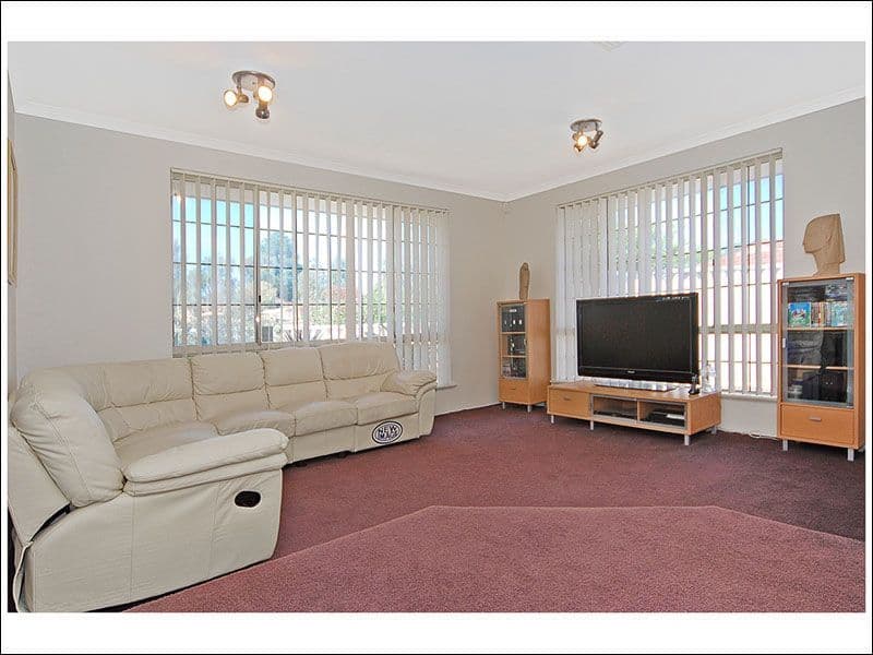 22 Floribunda Gardens, MIRRABOOKA WA 6061, Mirrabooka - Thumbnail 5