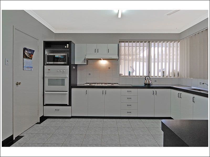 22 Floribunda Gardens, MIRRABOOKA WA 6061, Mirrabooka - Thumbnail 8