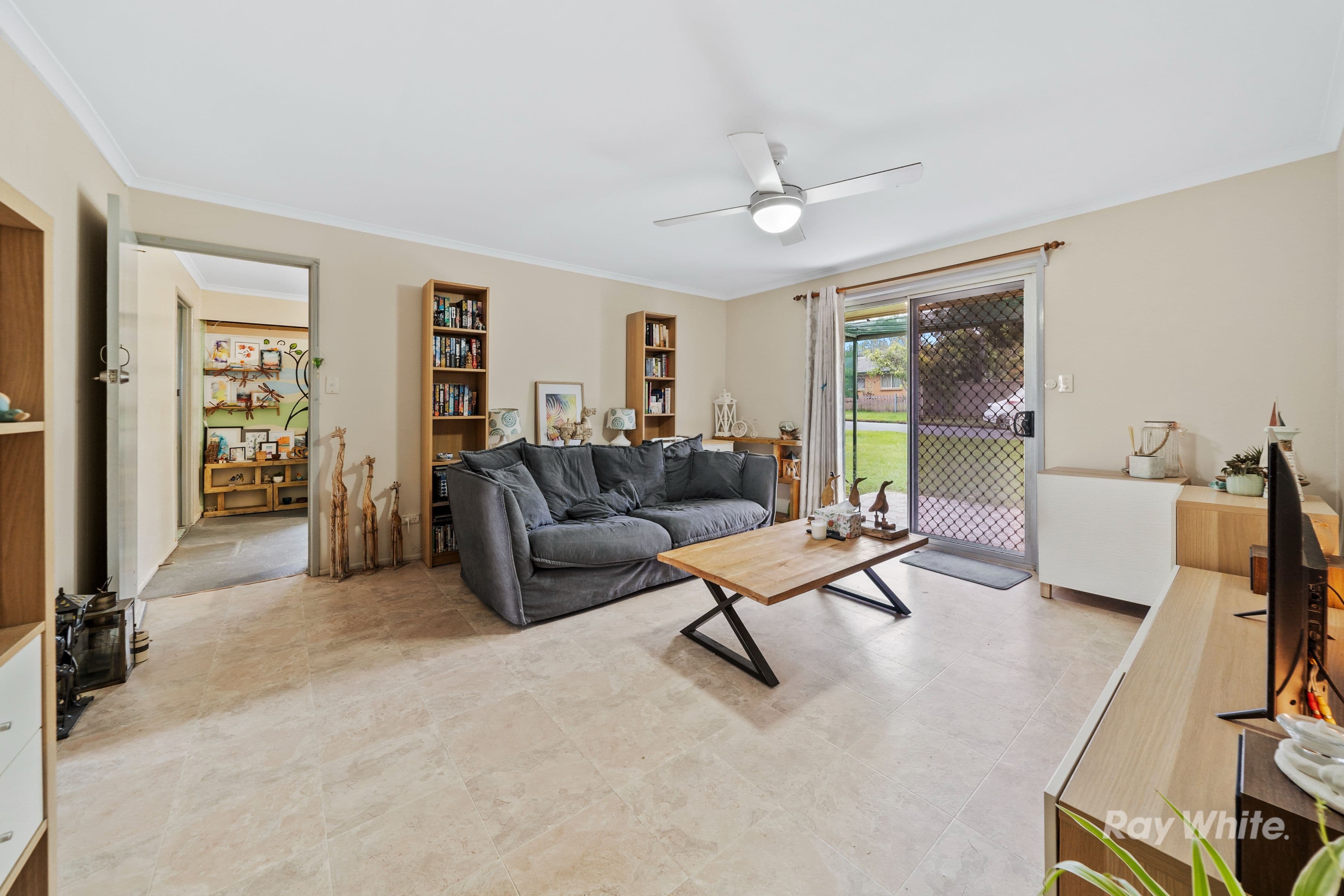 8 Carrosa Street, Marsden QLD 4132, Marsden - Thumbnail 4