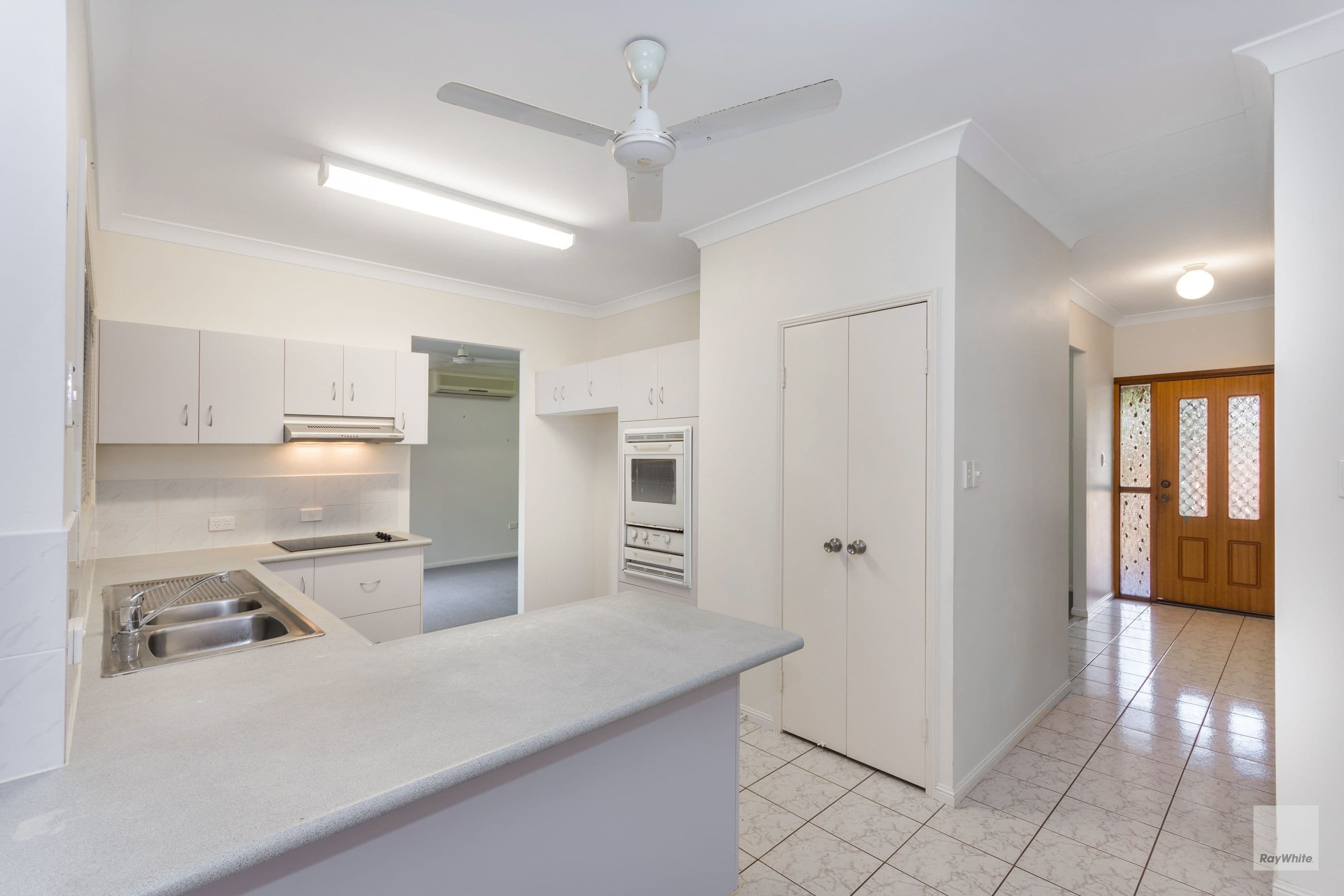 26 Raintree Way, Kirwan QLD 4817, Kirwan - Thumbnail 4