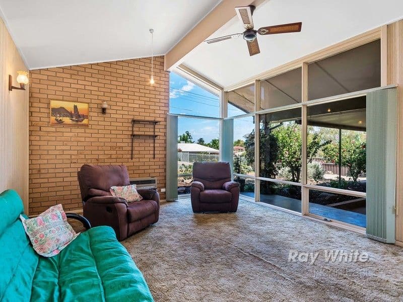 10 Mayfield Street, Modbury Heights SA 5092, Modbury Heights - Thumbnail 2
